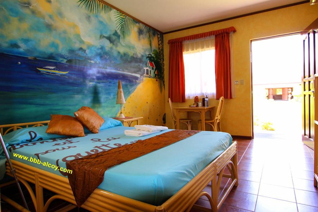 Parrot Paradise Resort Boljoon Kamer foto